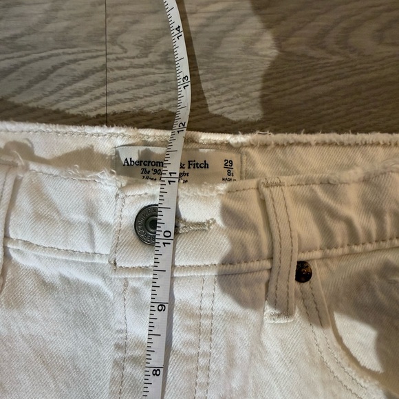 Abercrombie & Fitch The 90’s Straight Ultra High Rise White Jeans - Picture 7 of 11